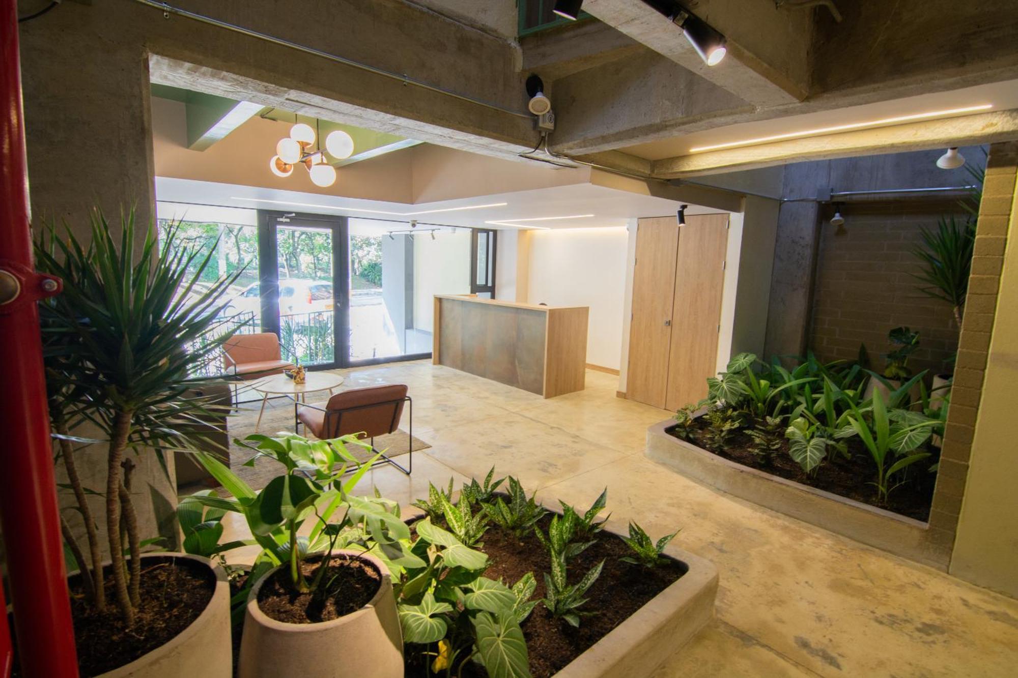 B 48 Living By B Rent Apartment Medellin Bagian luar foto