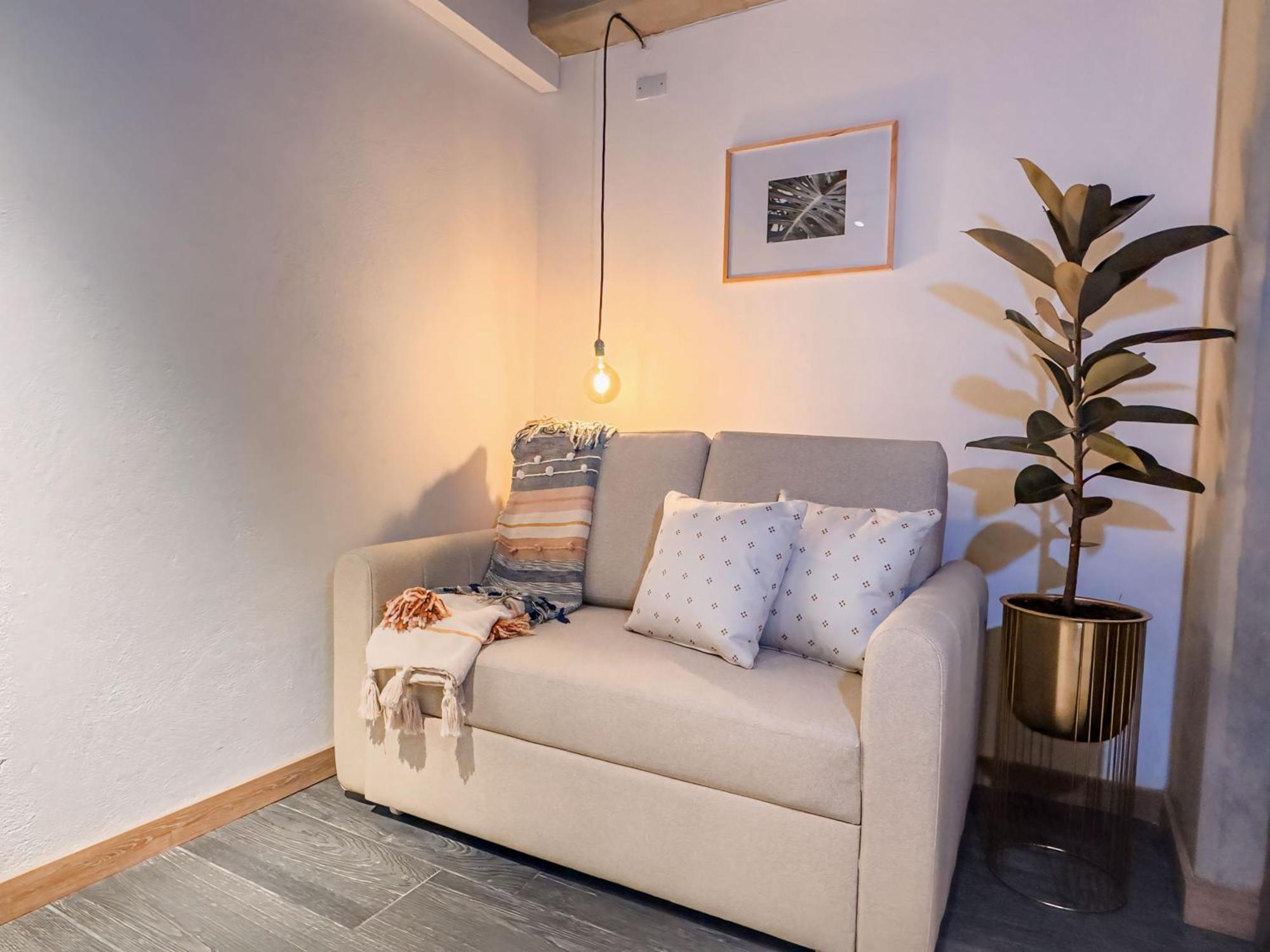 B 48 Living By B Rent Apartment Medellin Bagian luar foto