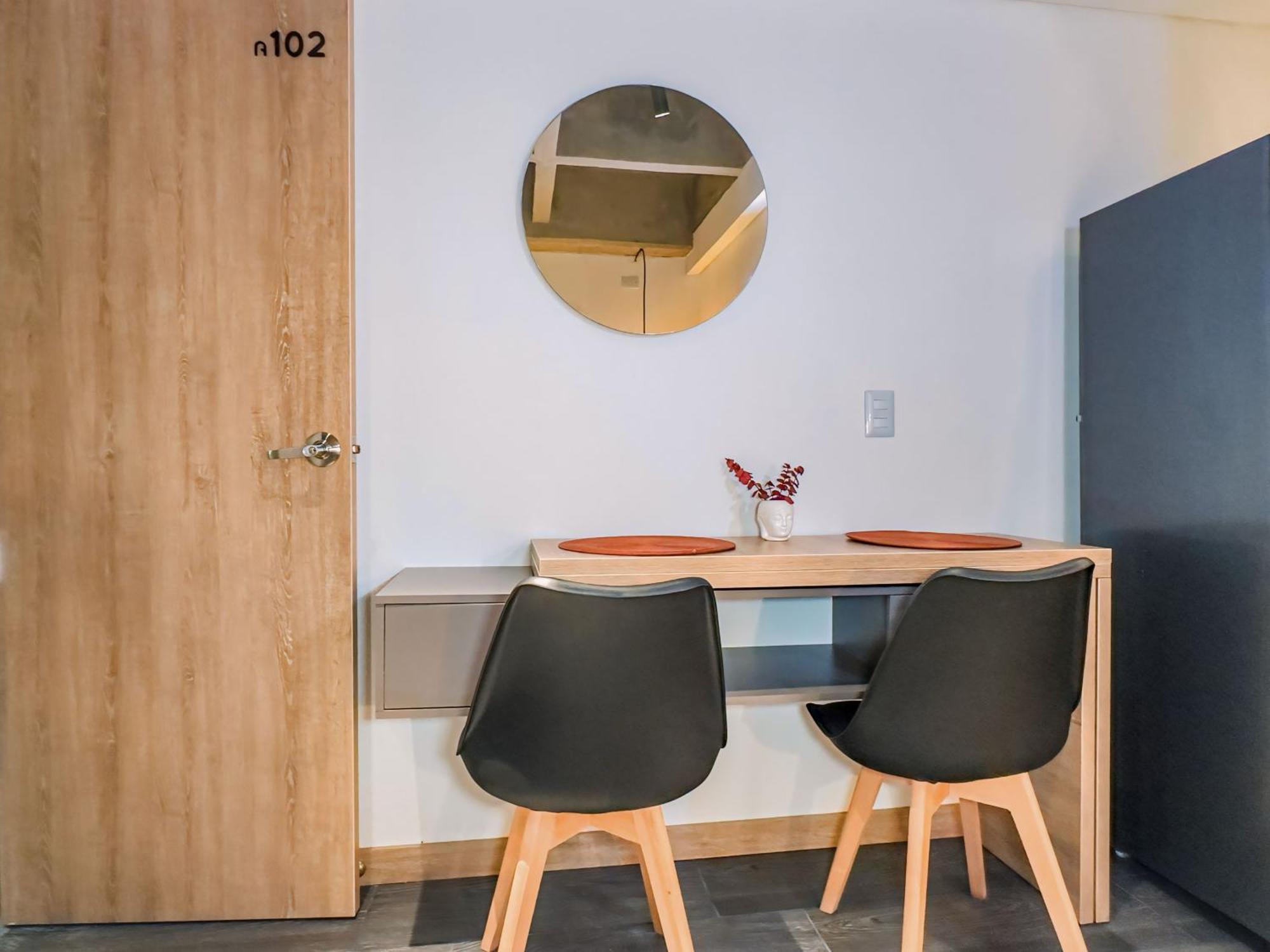 B 48 Living By B Rent Apartment Medellin Bagian luar foto