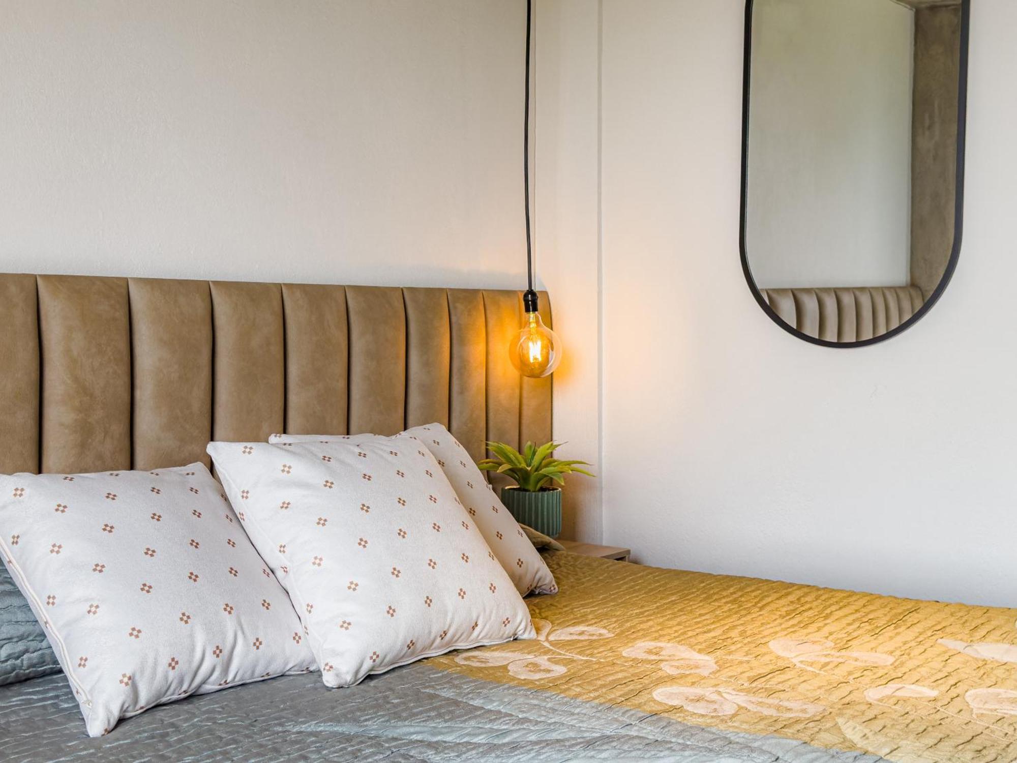 B 48 Living By B Rent Apartment Medellin Bagian luar foto