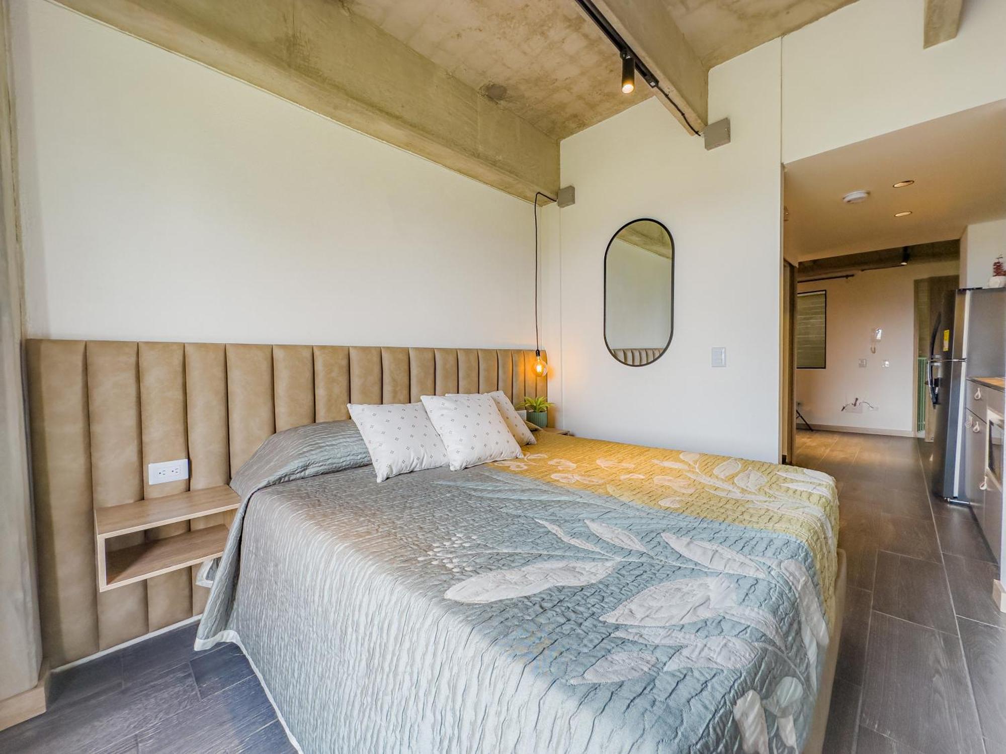 B 48 Living By B Rent Apartment Medellin Bagian luar foto