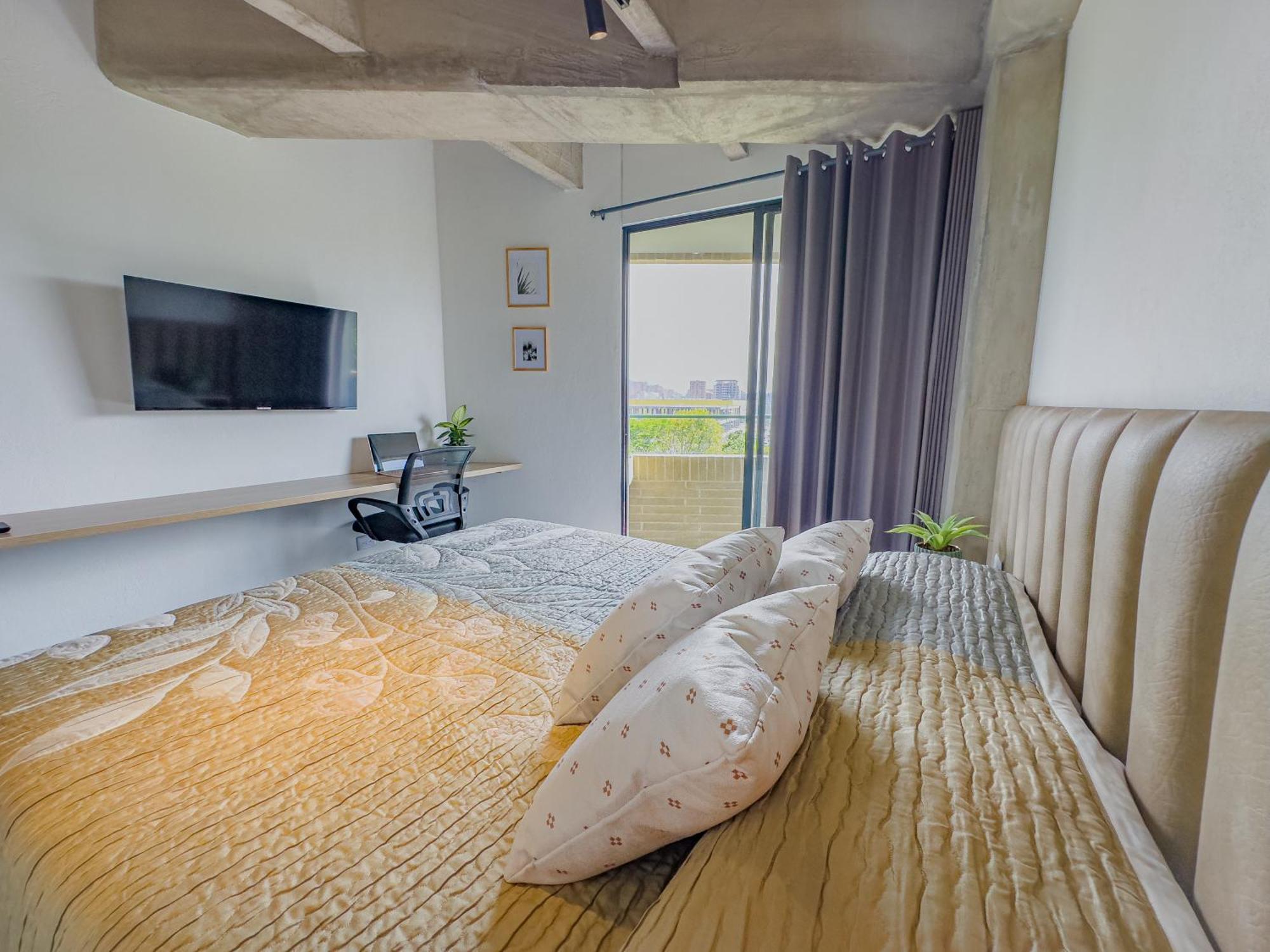 B 48 Living By B Rent Apartment Medellin Bagian luar foto