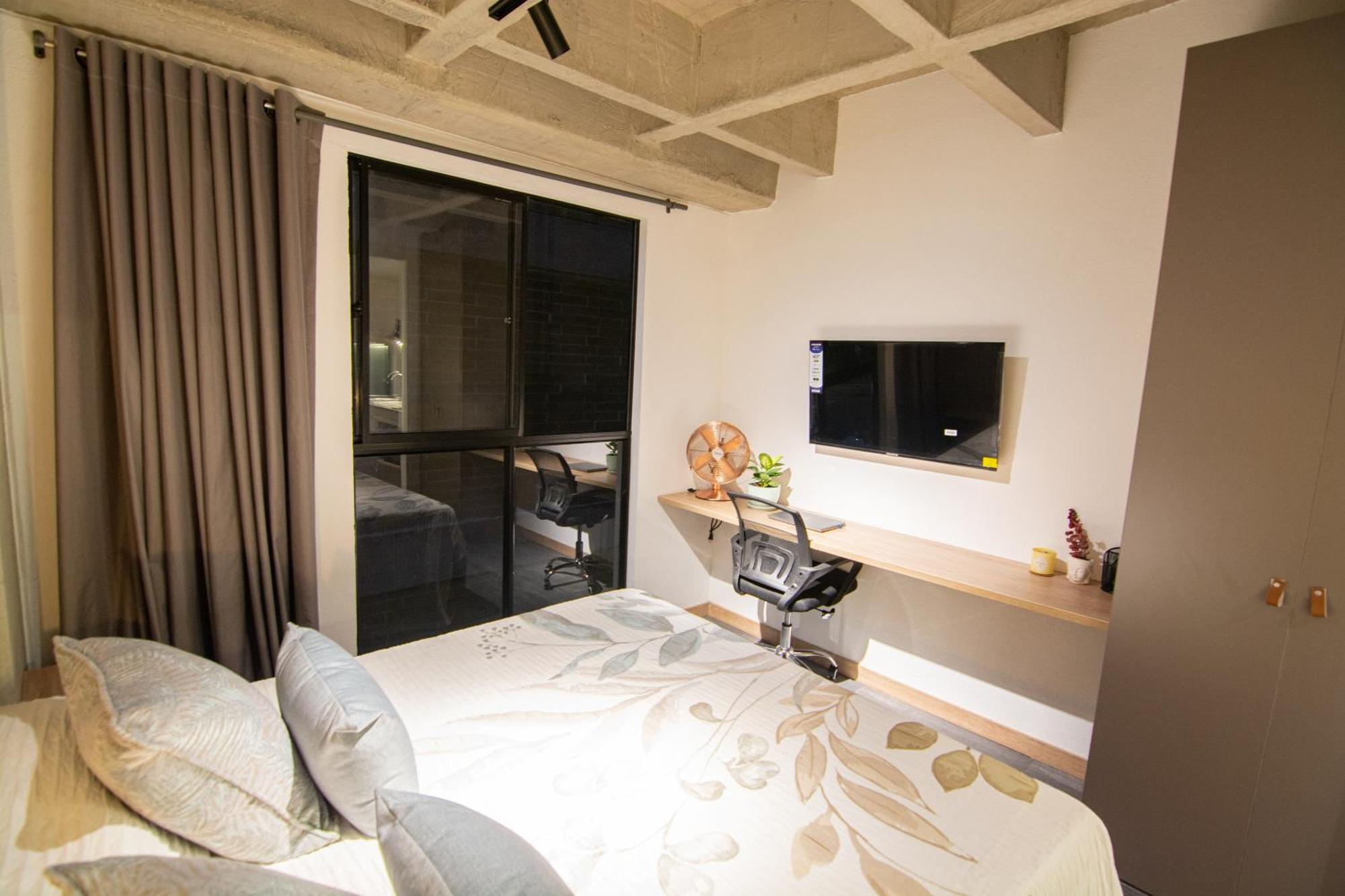 B 48 Living By B Rent Apartment Medellin Bagian luar foto
